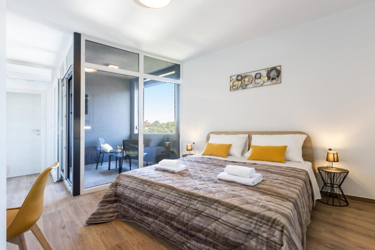 Modern 3-Bedroom Villa With A Private Pool Pula Buitenkant foto