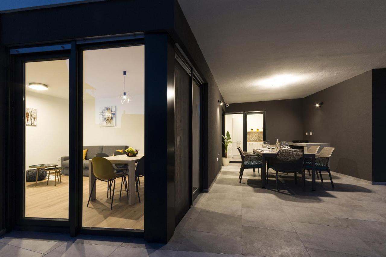 Modern 3-Bedroom Villa With A Private Pool Pula Buitenkant foto